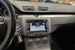 musta Volkswagen Passat 2013 kuva 20.