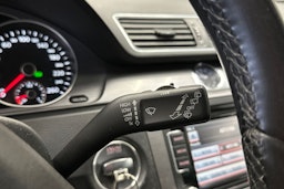 musta Volkswagen Passat 2013 kuva 24.