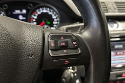 musta Volkswagen Passat 2013 kuva 26.