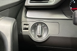 musta Volkswagen Passat 2013 kuva 27.