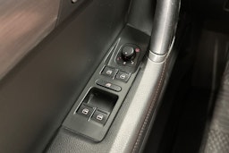 musta Volkswagen Passat 2013 kuva 28.