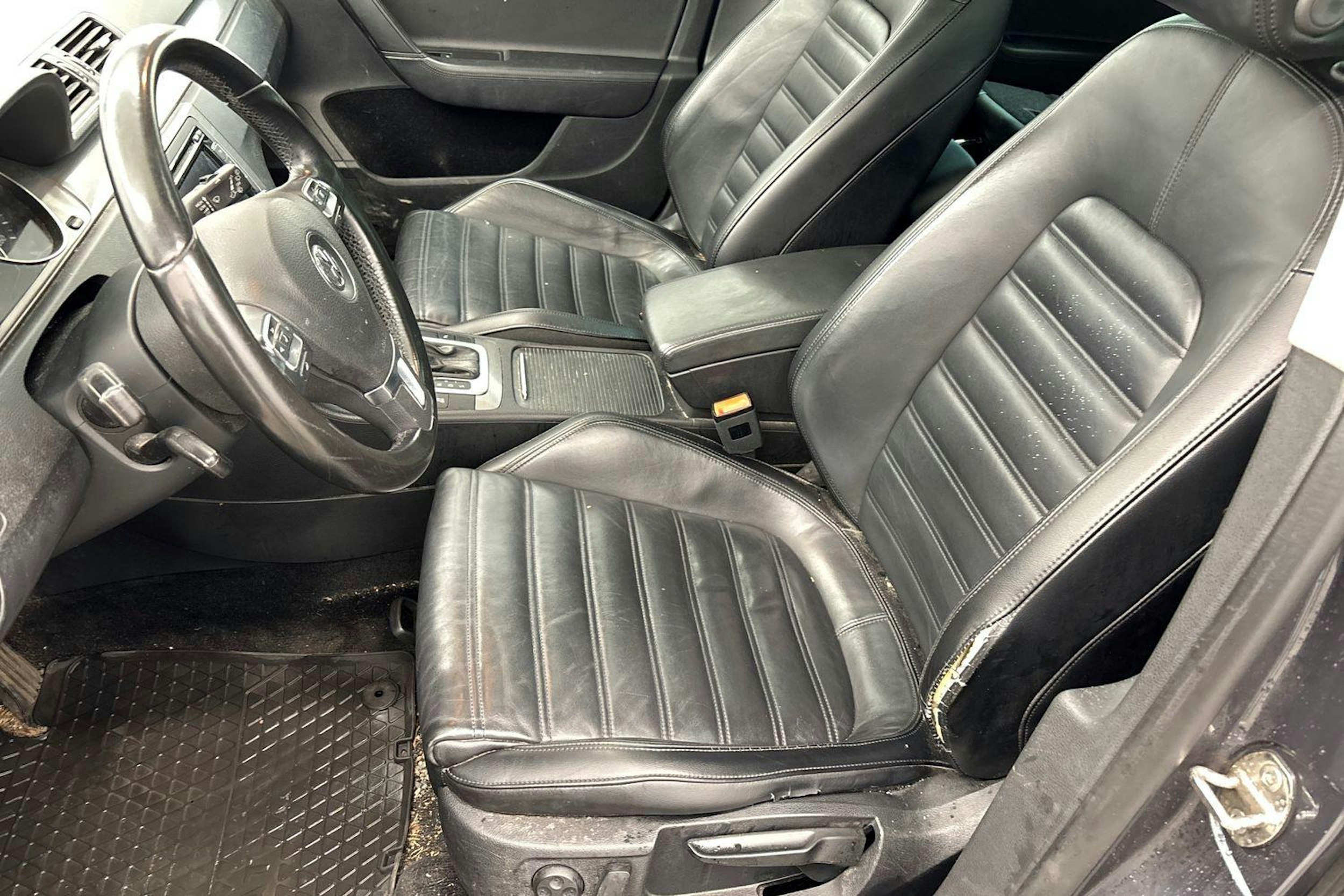 Harmaa Volkswagen PASSAT 2013 kuva 6.