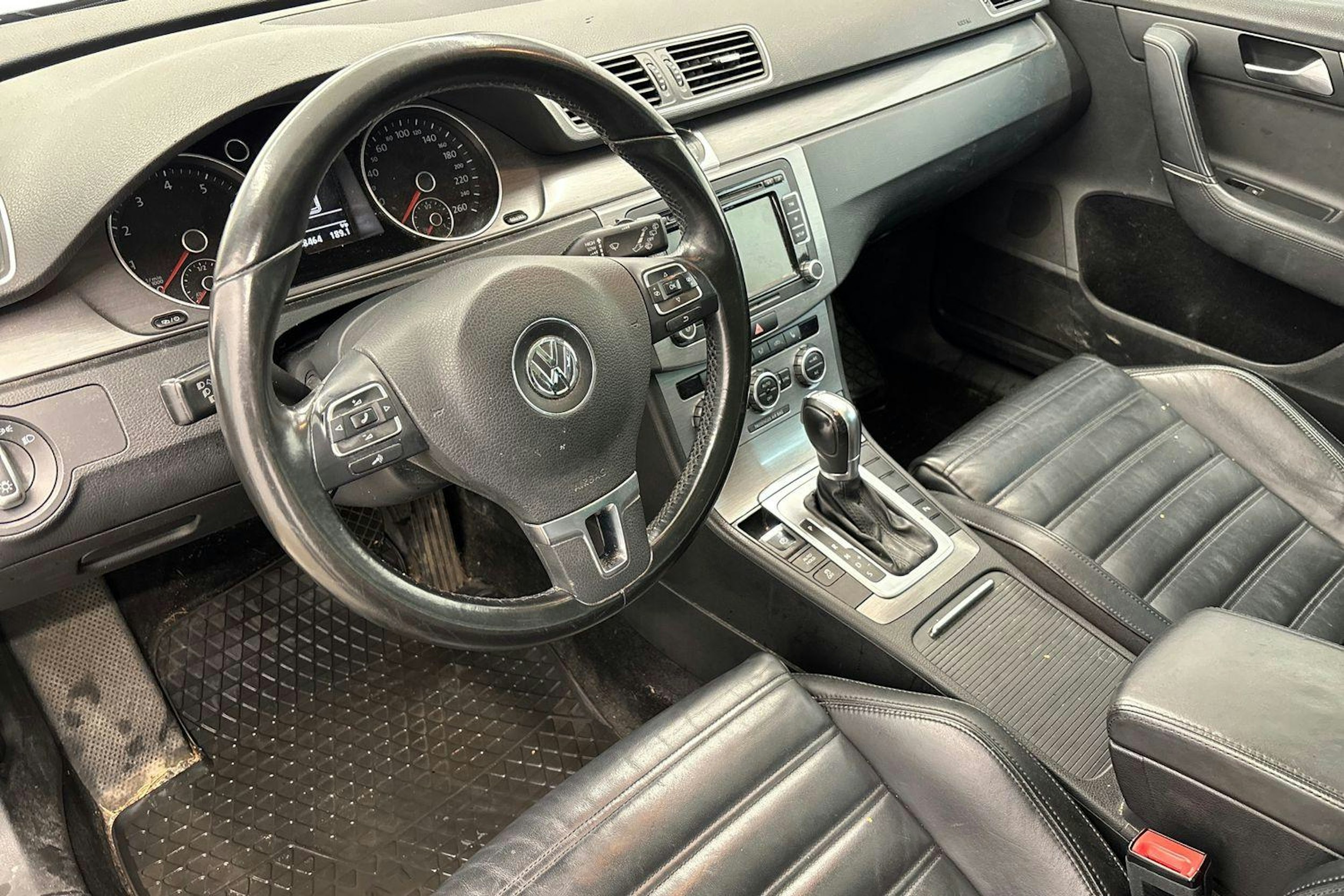 Harmaa Volkswagen PASSAT 2013 kuva 7.