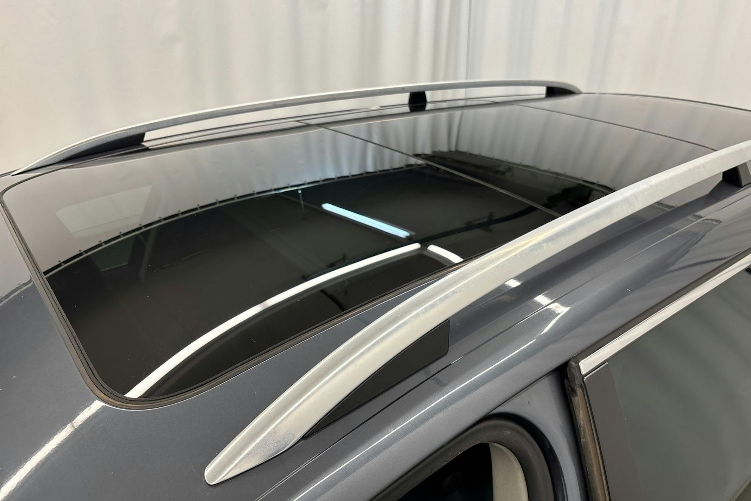 Harmaa Volkswagen PASSAT 2013 kuva 19.