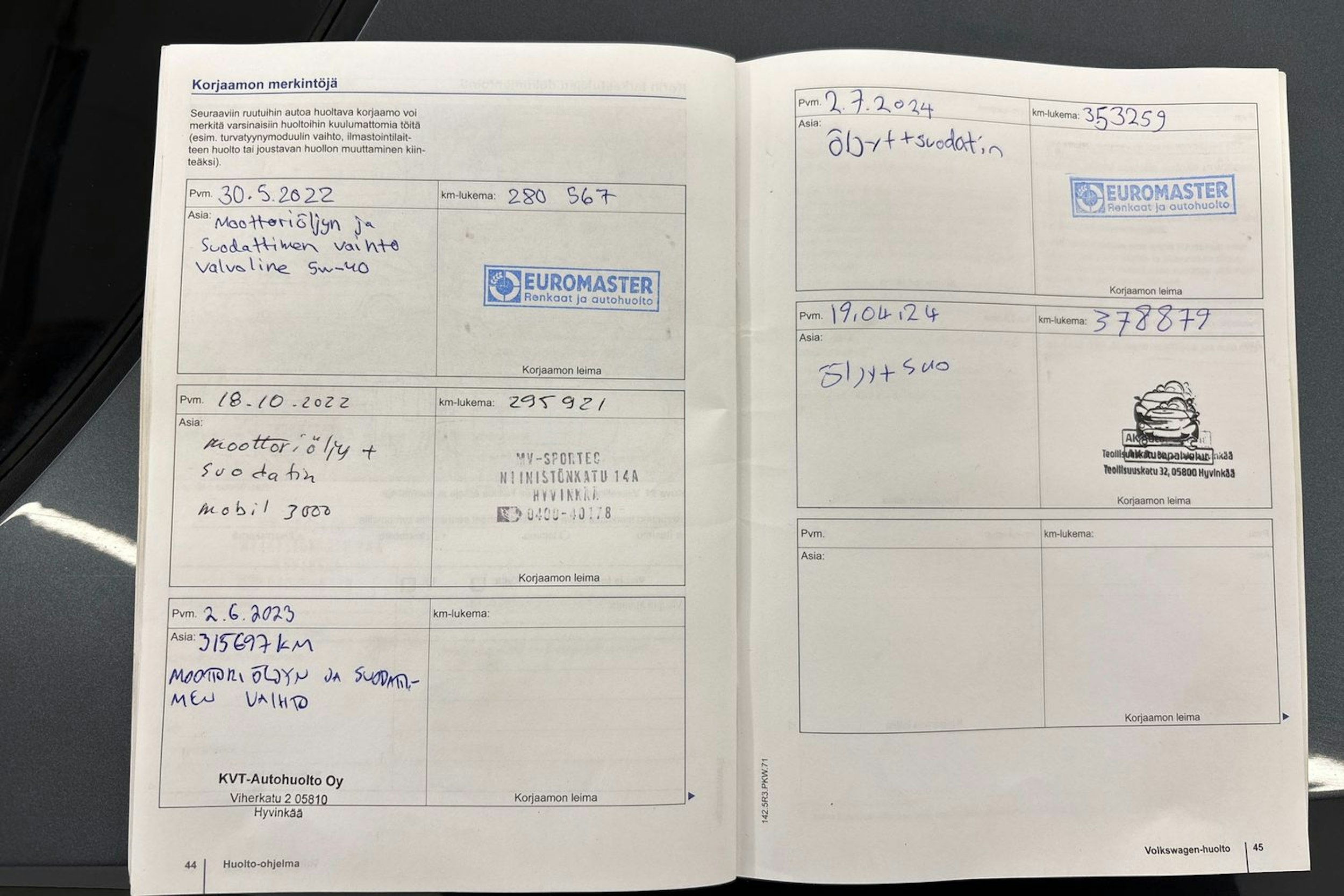 Harmaa Volkswagen PASSAT 2013 kuva 43.