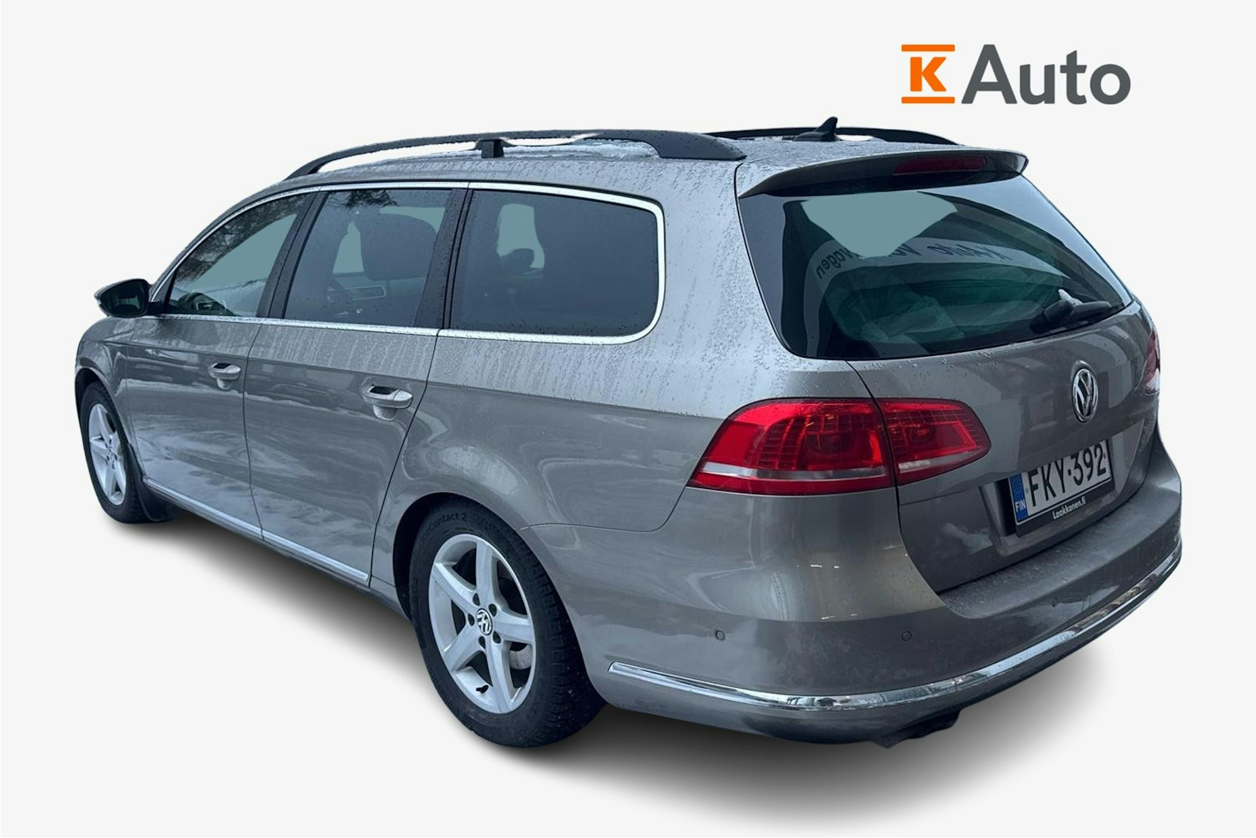 Ruskea (beige) Volkswagen Passat 2013 kuva 2.