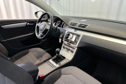 Harmaa Volkswagen PASSAT 2013 kuva 12.