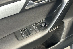 Harmaa Volkswagen PASSAT 2013 kuva 15.