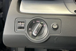 Harmaa Volkswagen PASSAT 2013 kuva 17.
