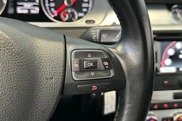 Harmaa Volkswagen PASSAT 2013 kuva 19.