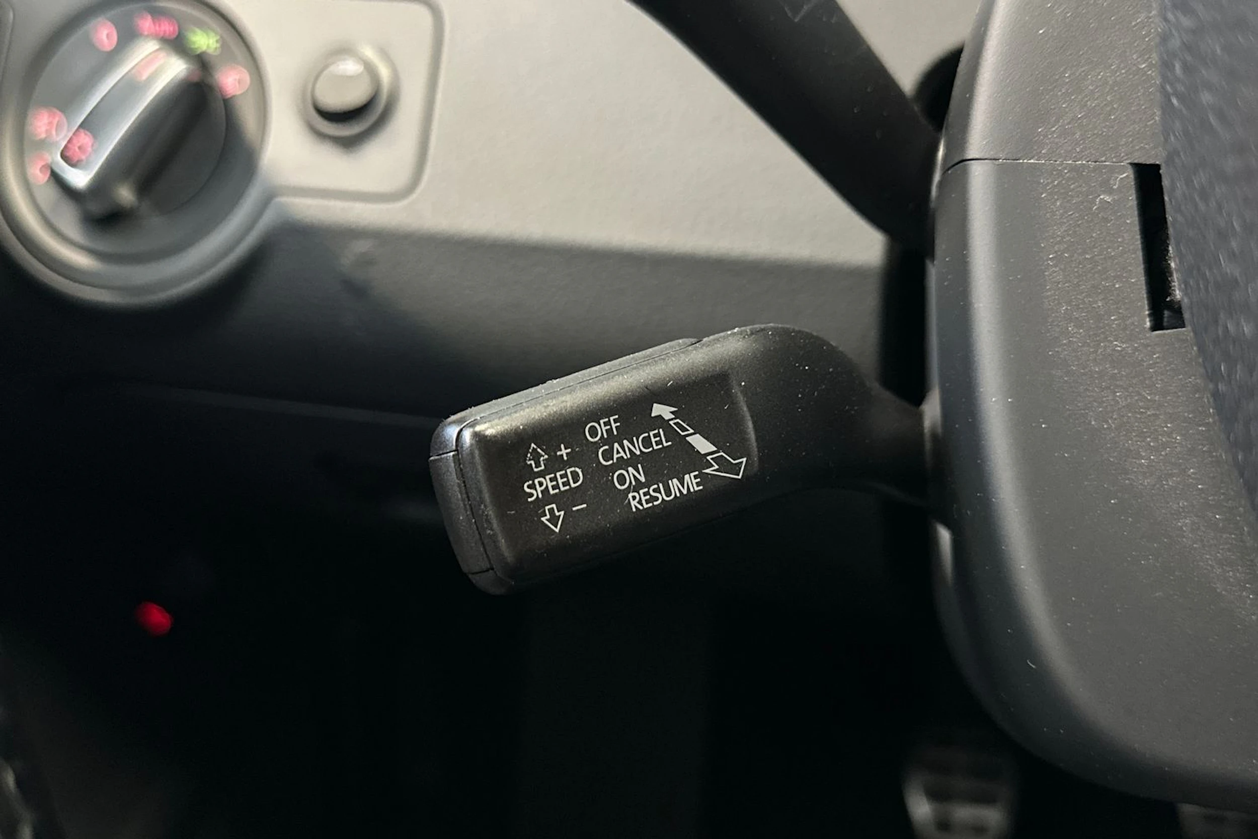 Harmaa Volkswagen PASSAT 2013 kuva 20.