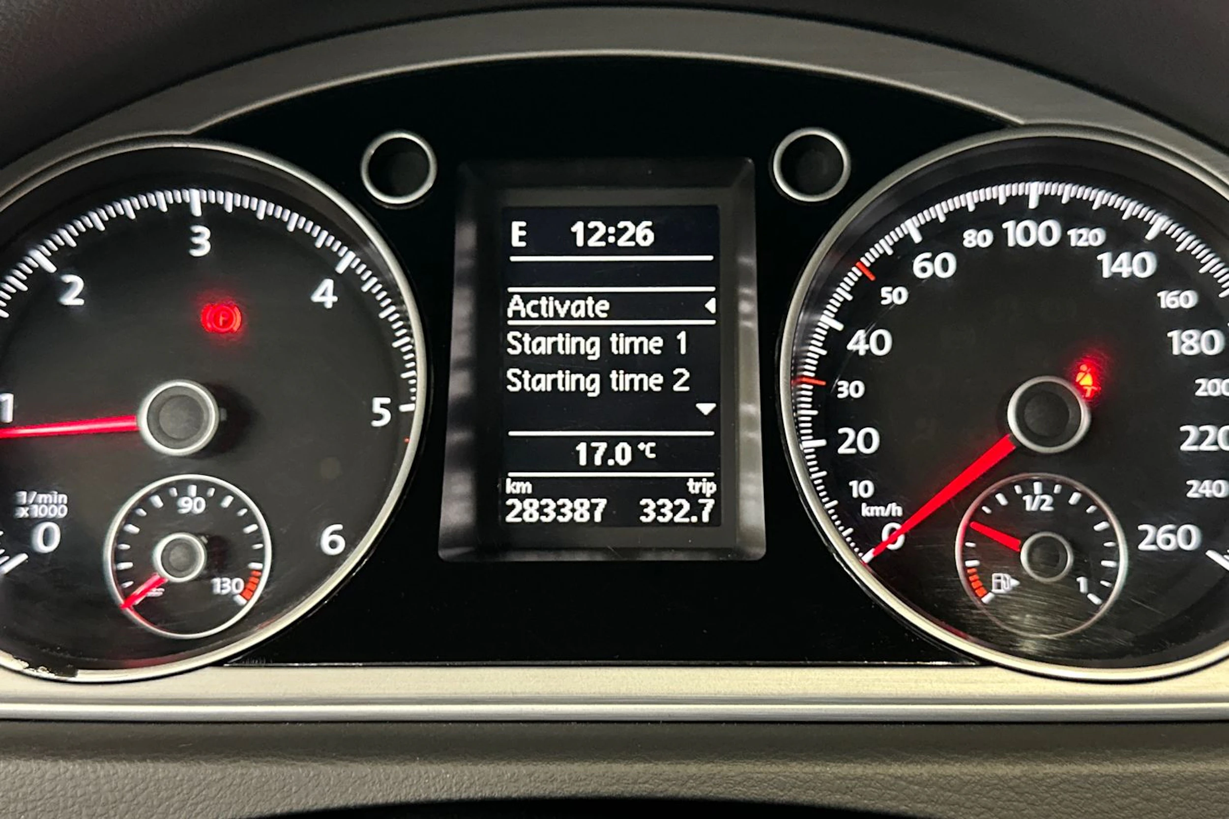 Harmaa Volkswagen PASSAT 2013 kuva 21.