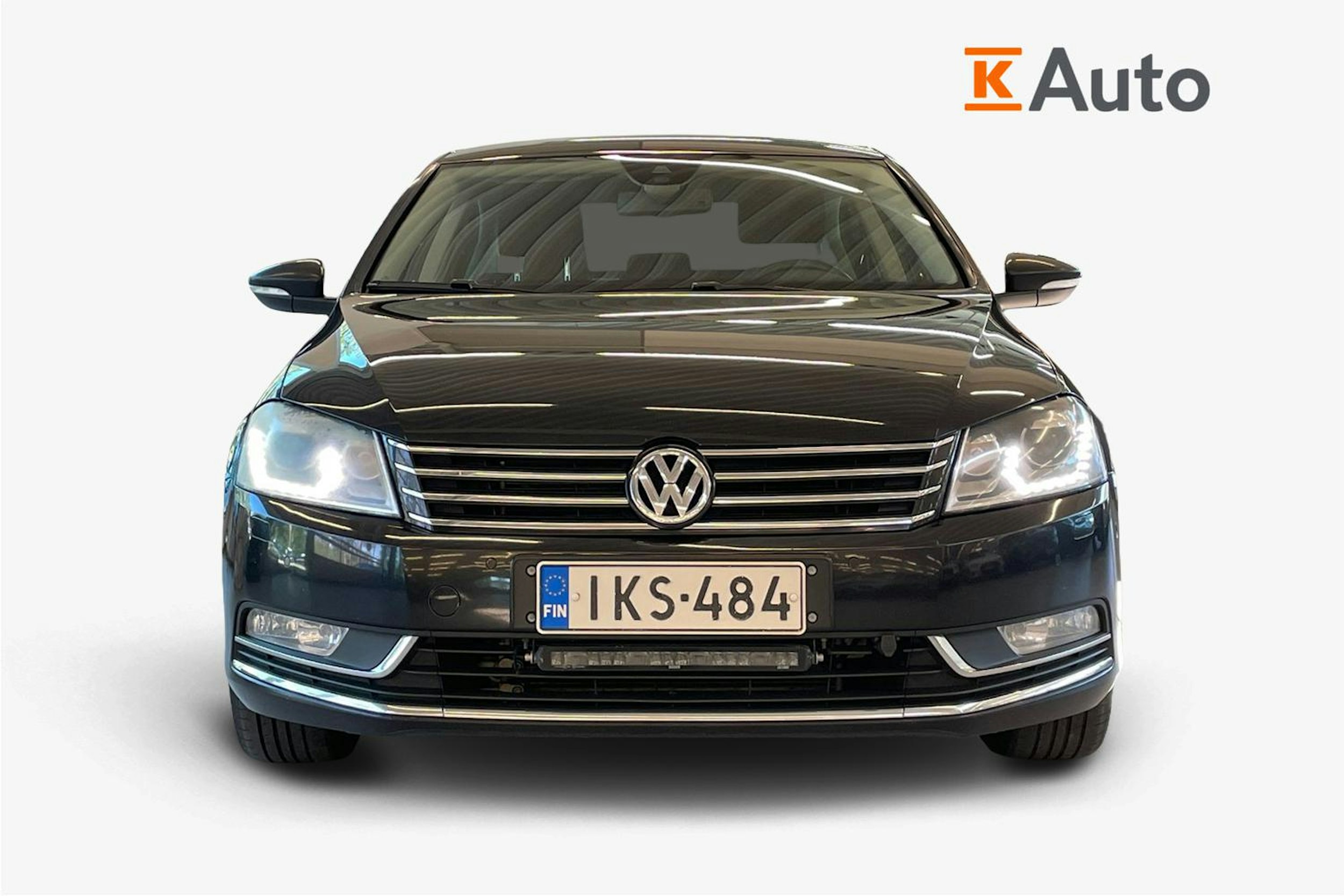 Musta Volkswagen PASSAT 2013 kuva 6.