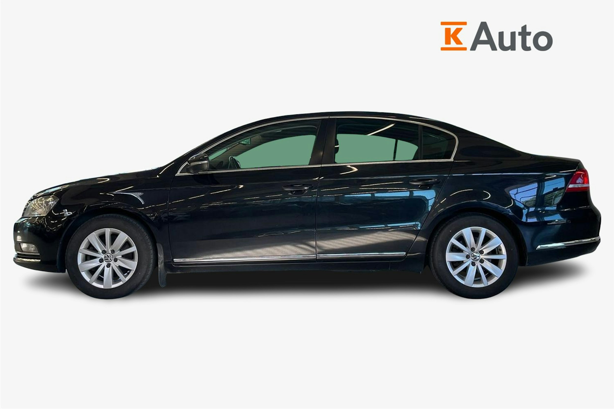 Musta Volkswagen PASSAT 2013 kuva 7.