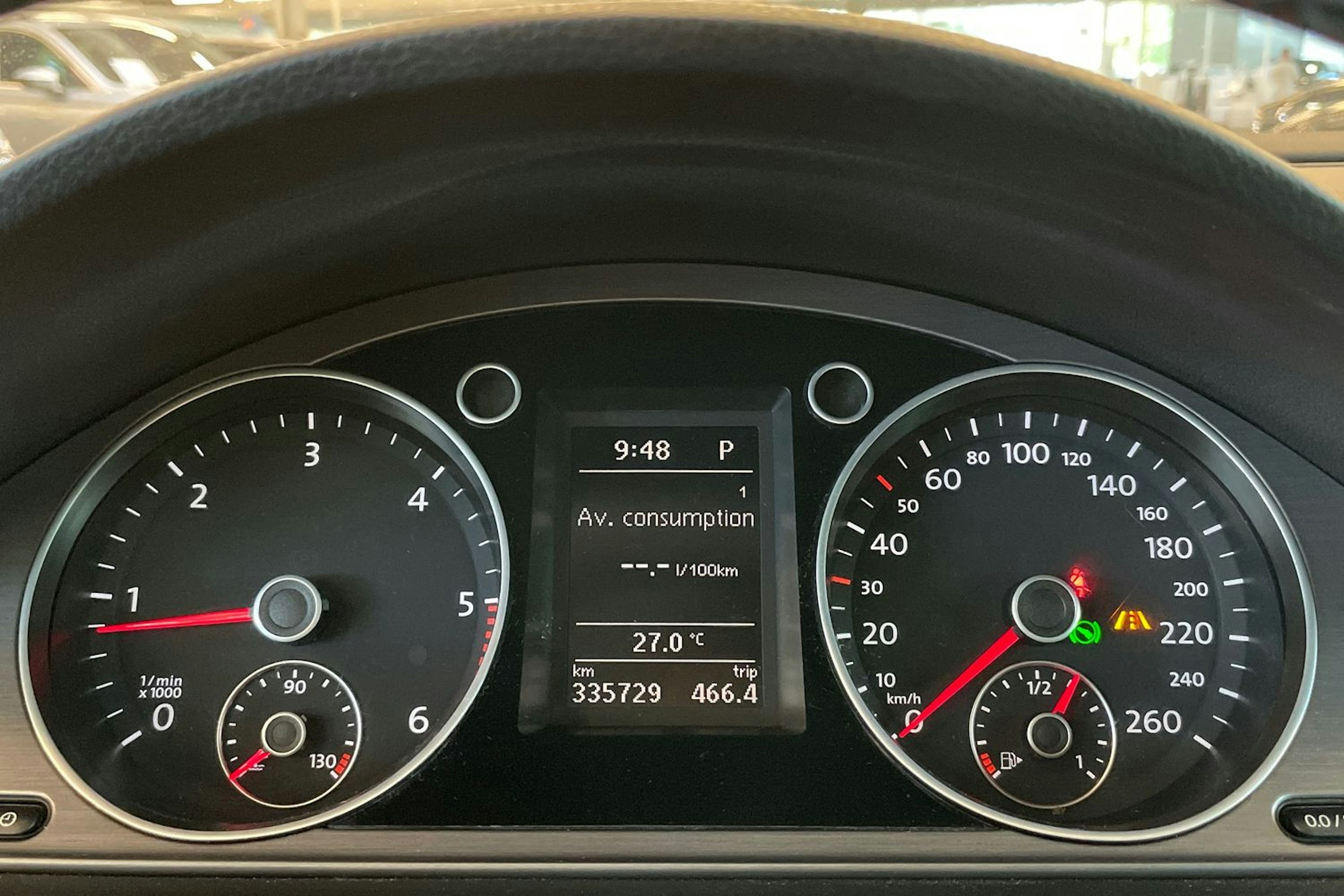 Musta Volkswagen PASSAT 2013 kuva 17.