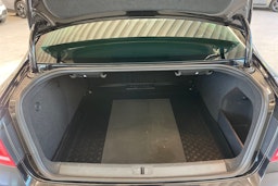 Musta Volkswagen PASSAT 2013 kuva 28.