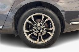 ruskea (beige) Volkswagen Passat 2013 kuva 11.