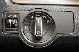 ruskea (beige) Volkswagen Passat 2013 kuva 17.