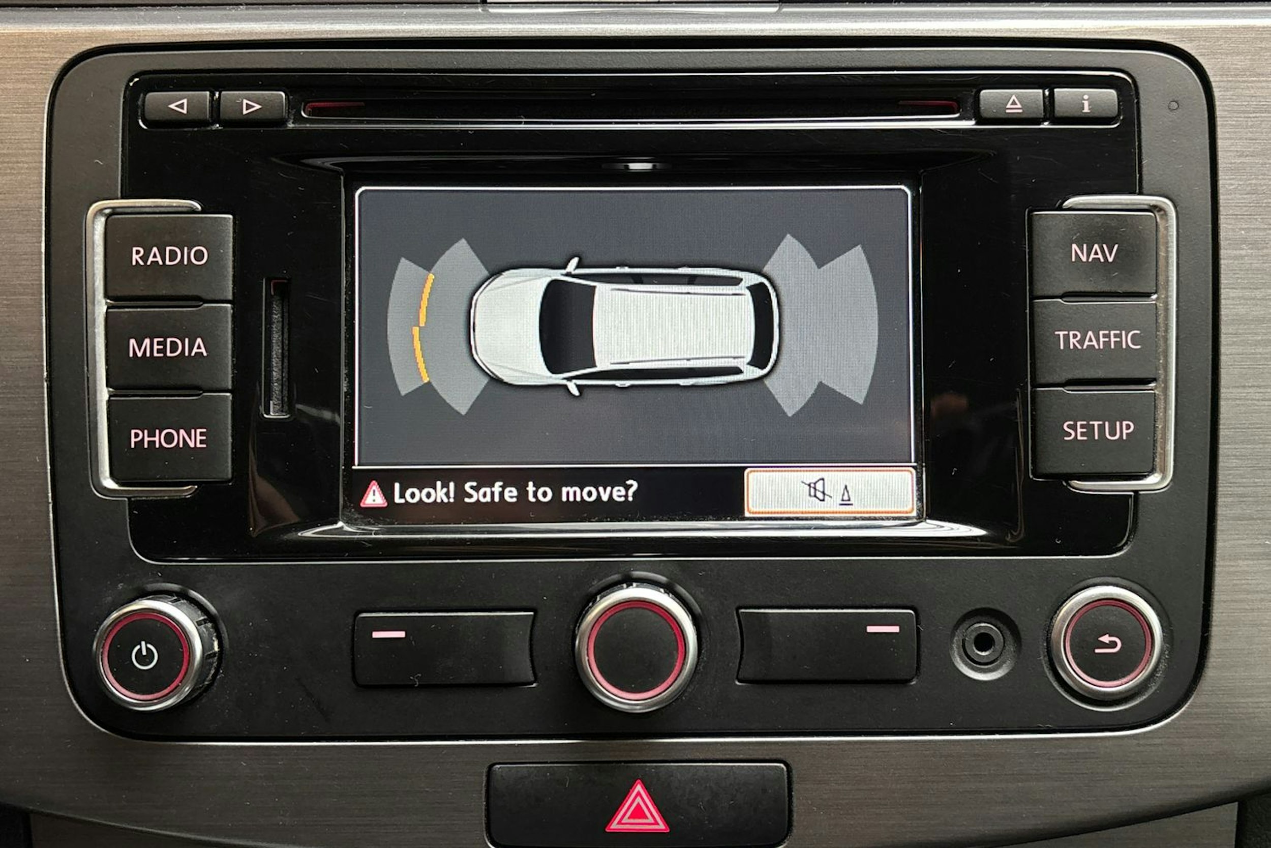 ruskea (beige) Volkswagen Passat 2013 kuva 23.