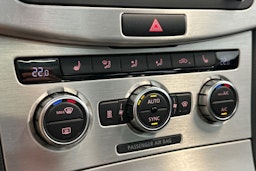 Valkoinen Volkswagen PASSAT 2013 kuva 15.