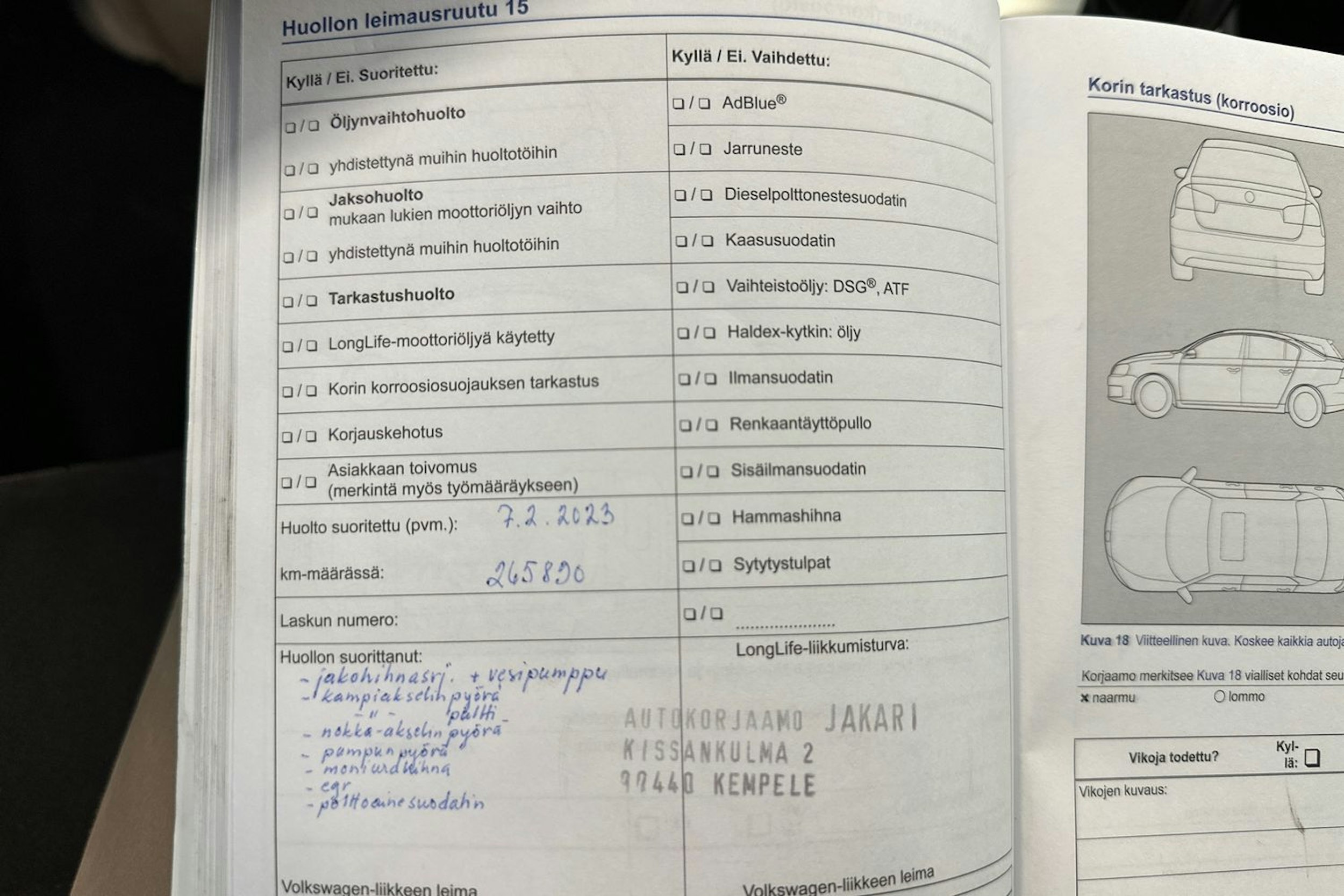 Valkoinen Volkswagen PASSAT 2013 kuva 21.