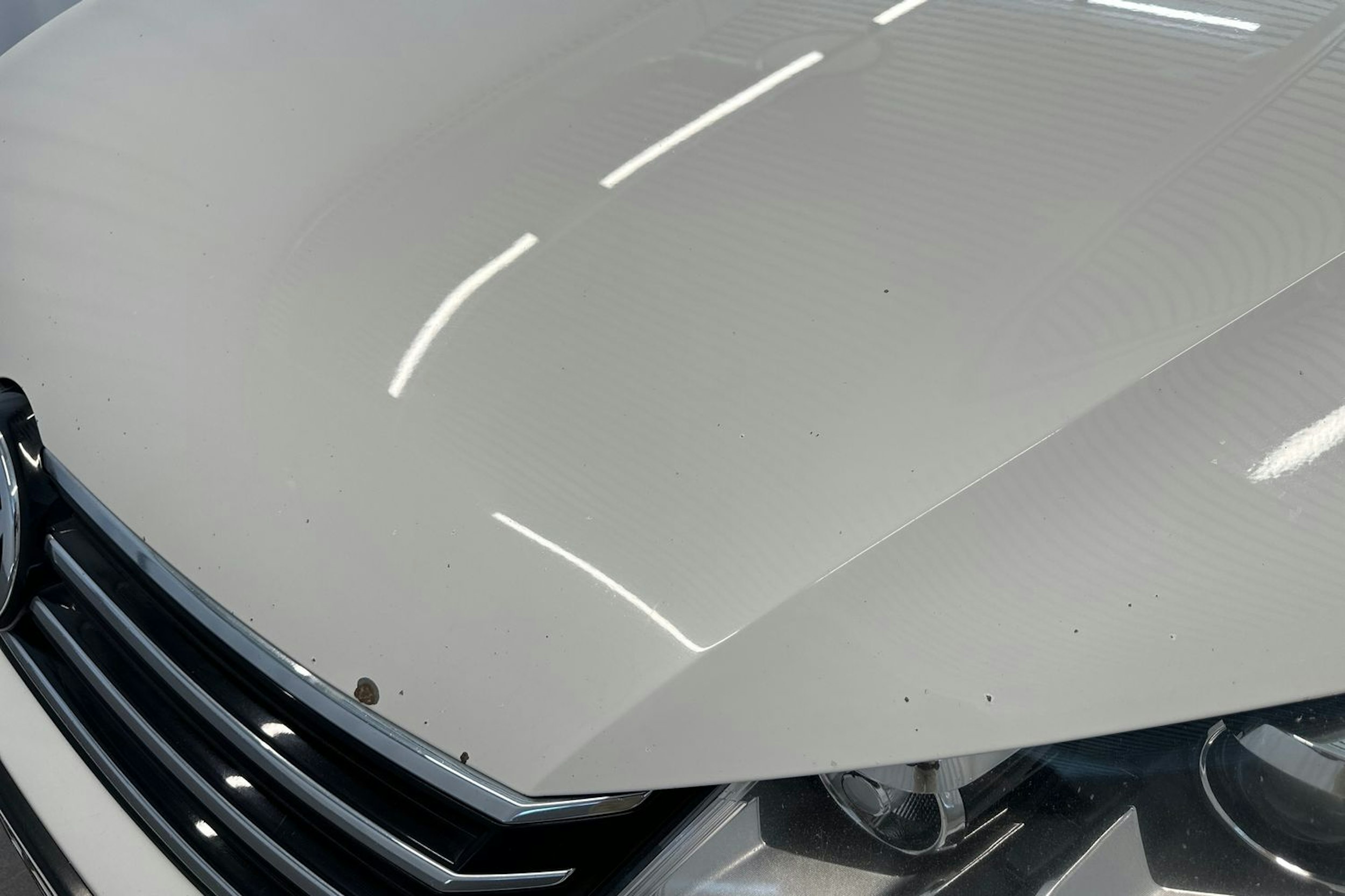 Valkoinen Volkswagen PASSAT 2013 kuva 36.