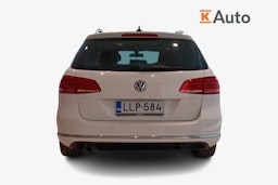 Valkoinen Volkswagen PASSAT 2013 kuva 3.