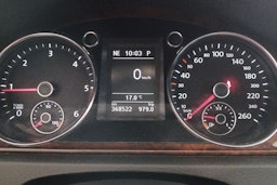 Valkoinen Volkswagen PASSAT 2013 kuva 22.