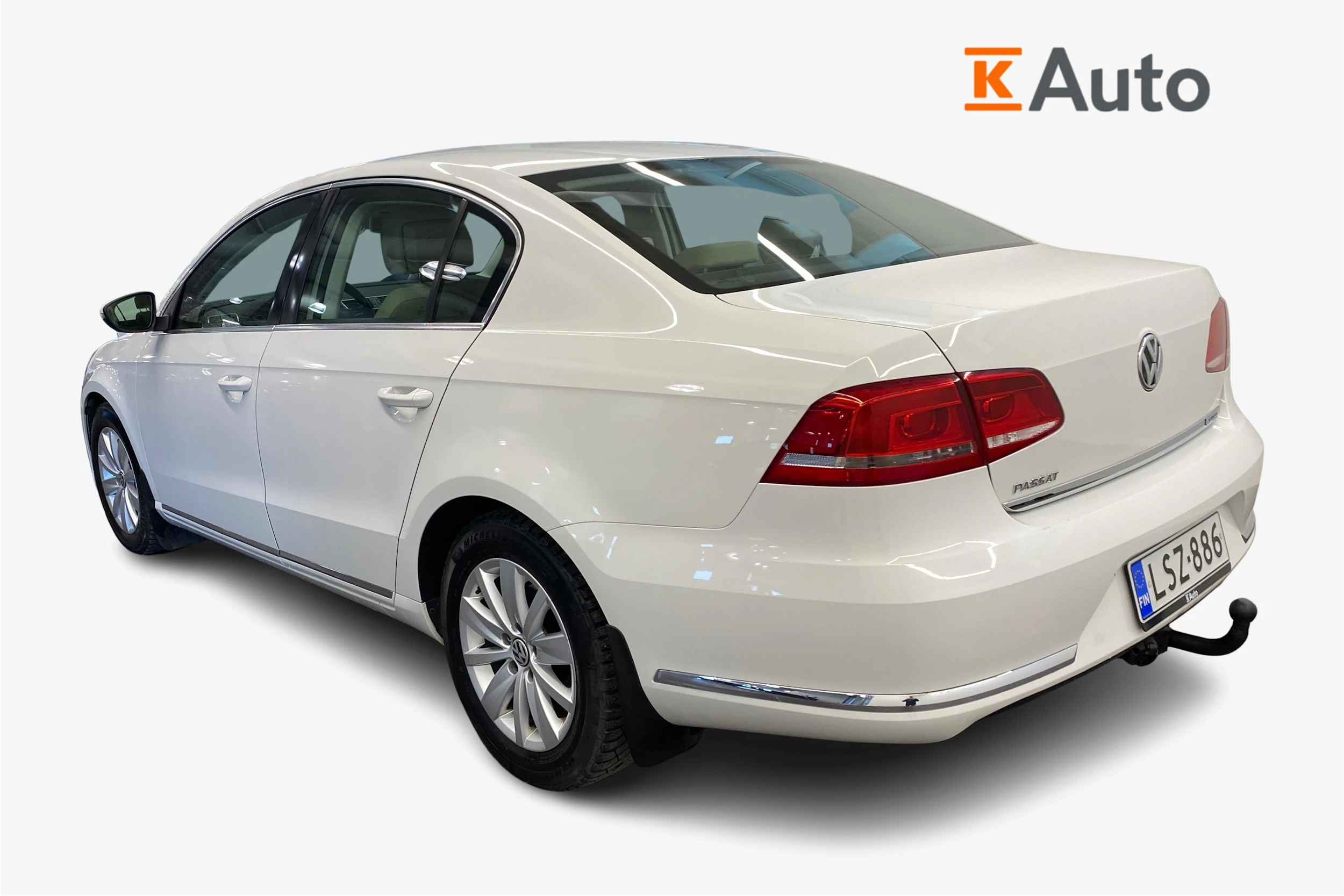 valkoinen Volkswagen Passat 2013 kuva 3.