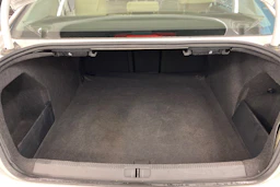 valkoinen Volkswagen Passat 2013 kuva 15.