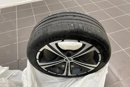 valkoinen Volkswagen Passat 2013 kuva 16.