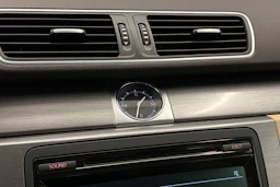 valkoinen Volkswagen Passat 2013 kuva 28.