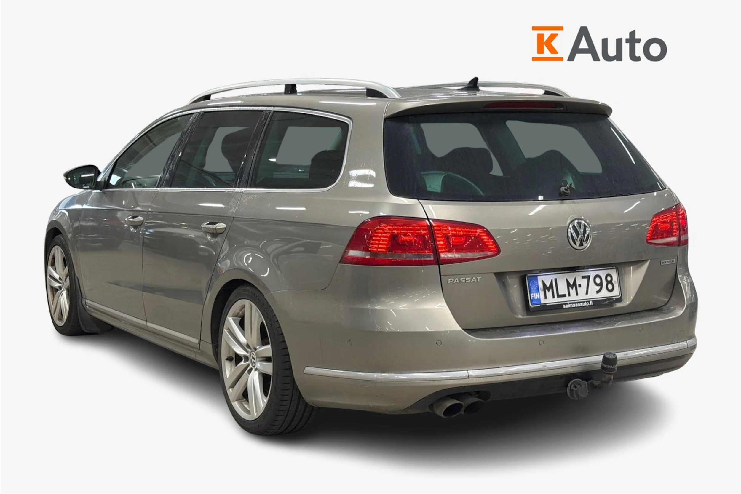 ruskea (beige) Volkswagen Passat 2013 kuva 2.