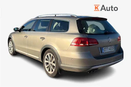 ruskea (beige) Volkswagen Passat 2013 kuva 2.