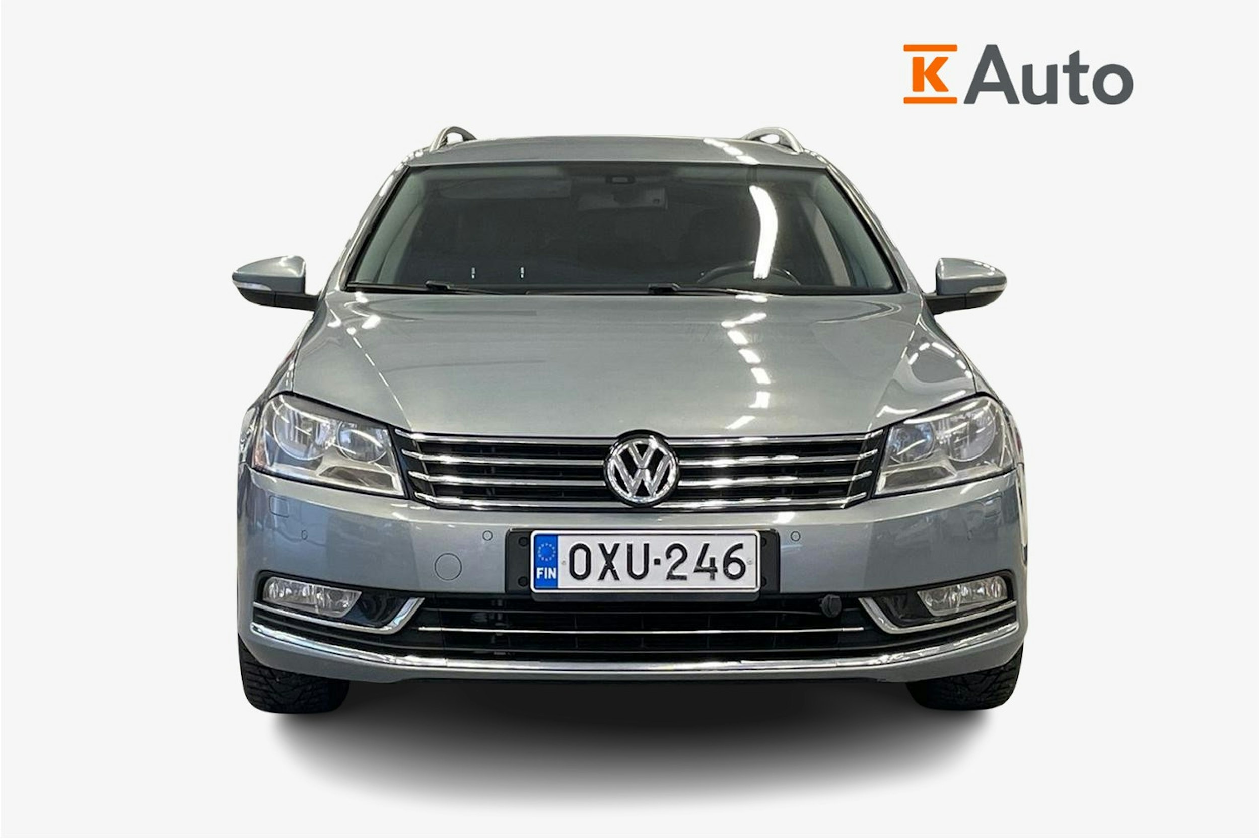 harmaa Volkswagen Passat 2013 kuva 27.