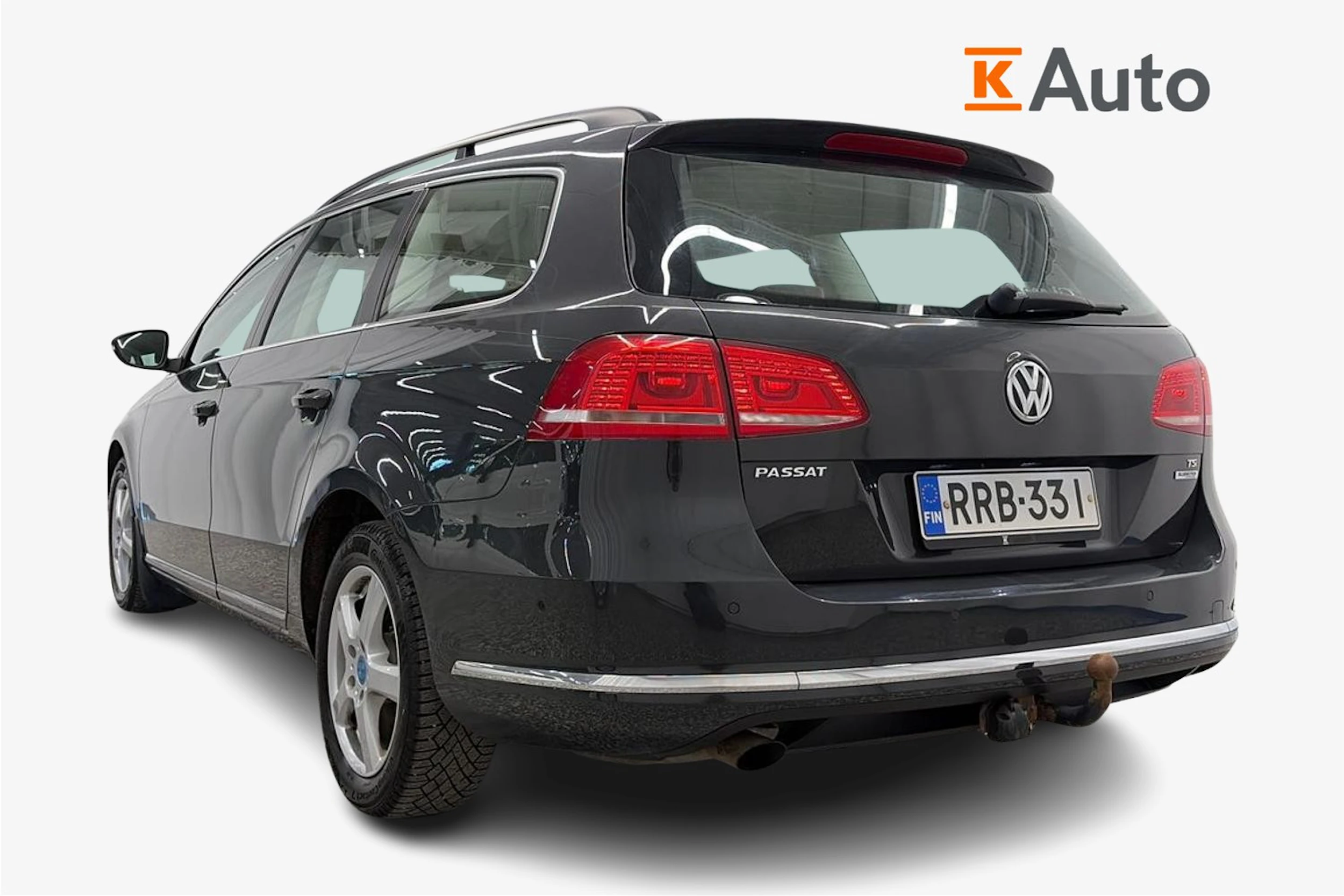 harmaa Volkswagen Passat 2013 kuva 2.