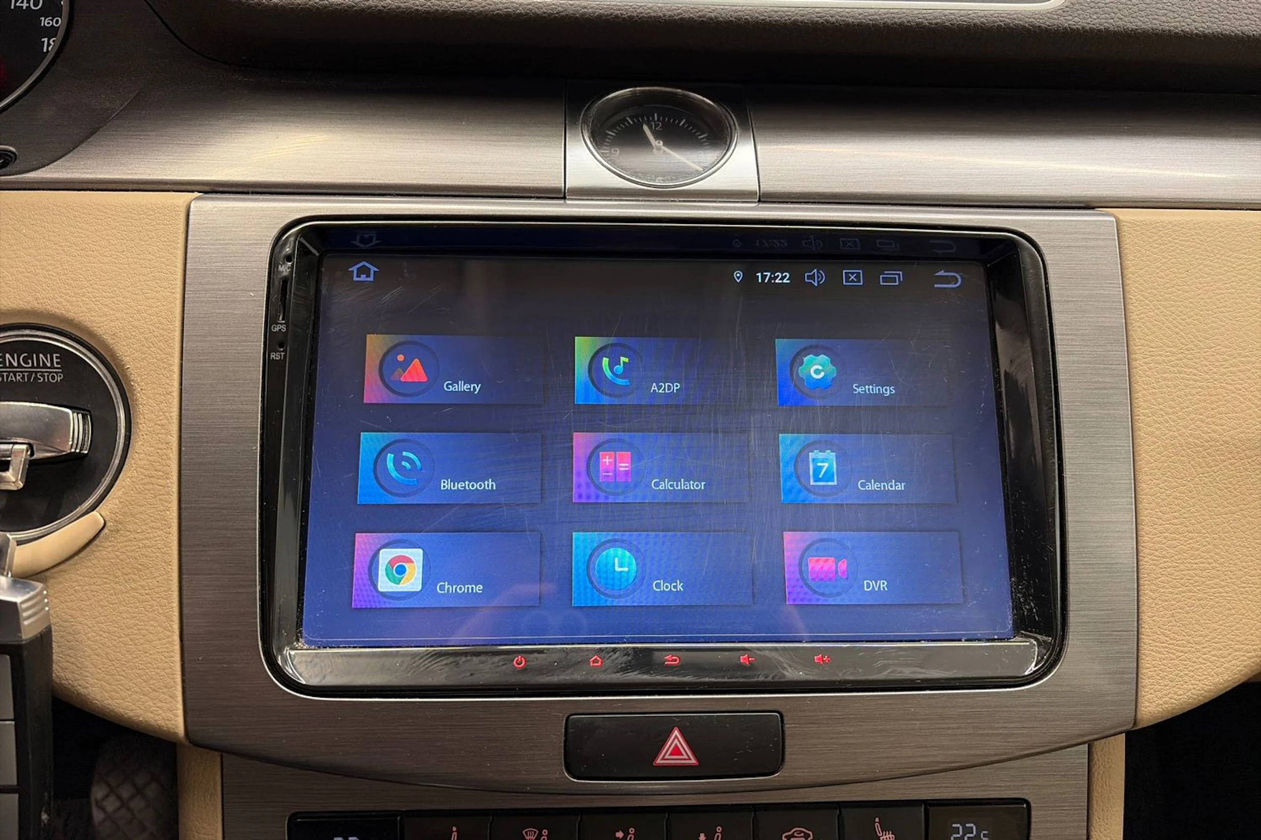 harmaa Volkswagen Passat 2013 kuva 22.