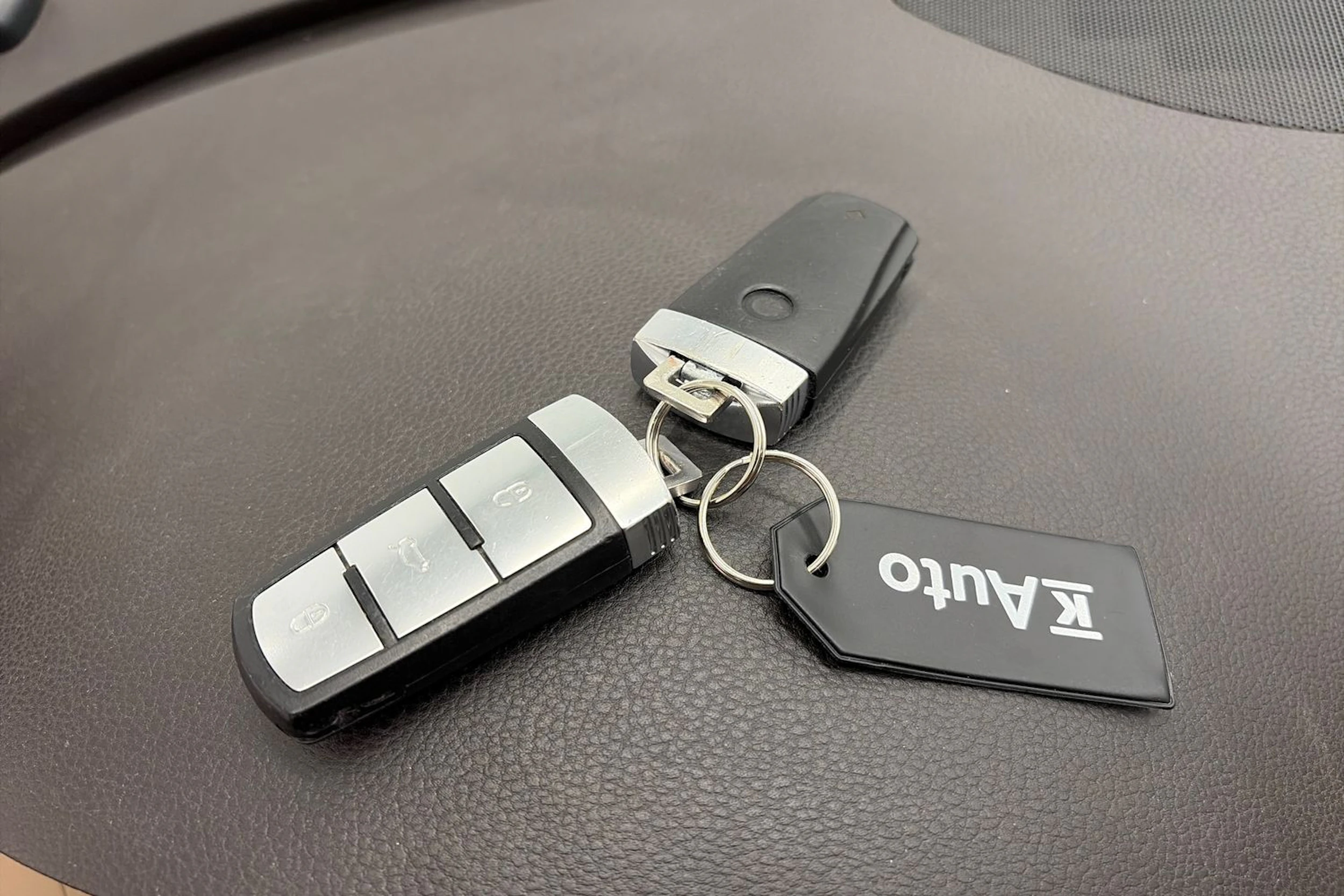 harmaa Volkswagen Passat 2013 kuva 26.