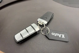 harmaa Volkswagen Passat 2013 kuva 26.