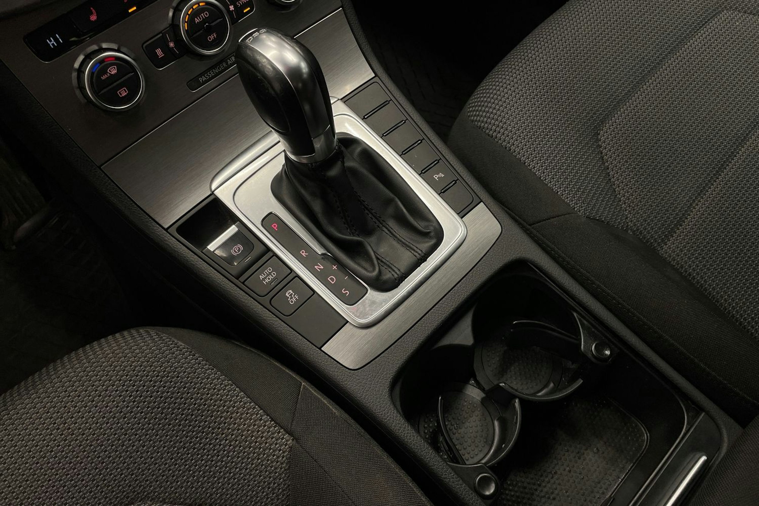 Hopea Volkswagen PASSAT 2013 kuva 20.