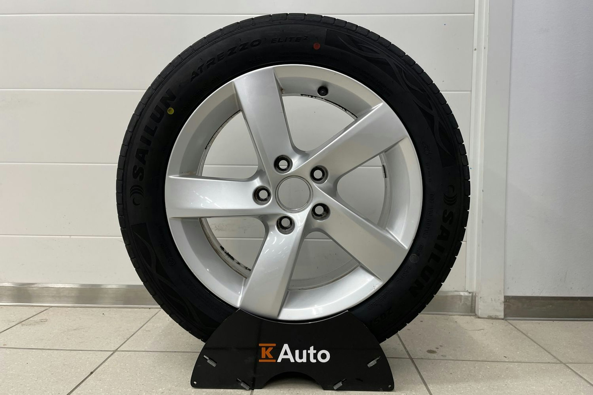 Hopea Volkswagen PASSAT 2013 kuva 27.