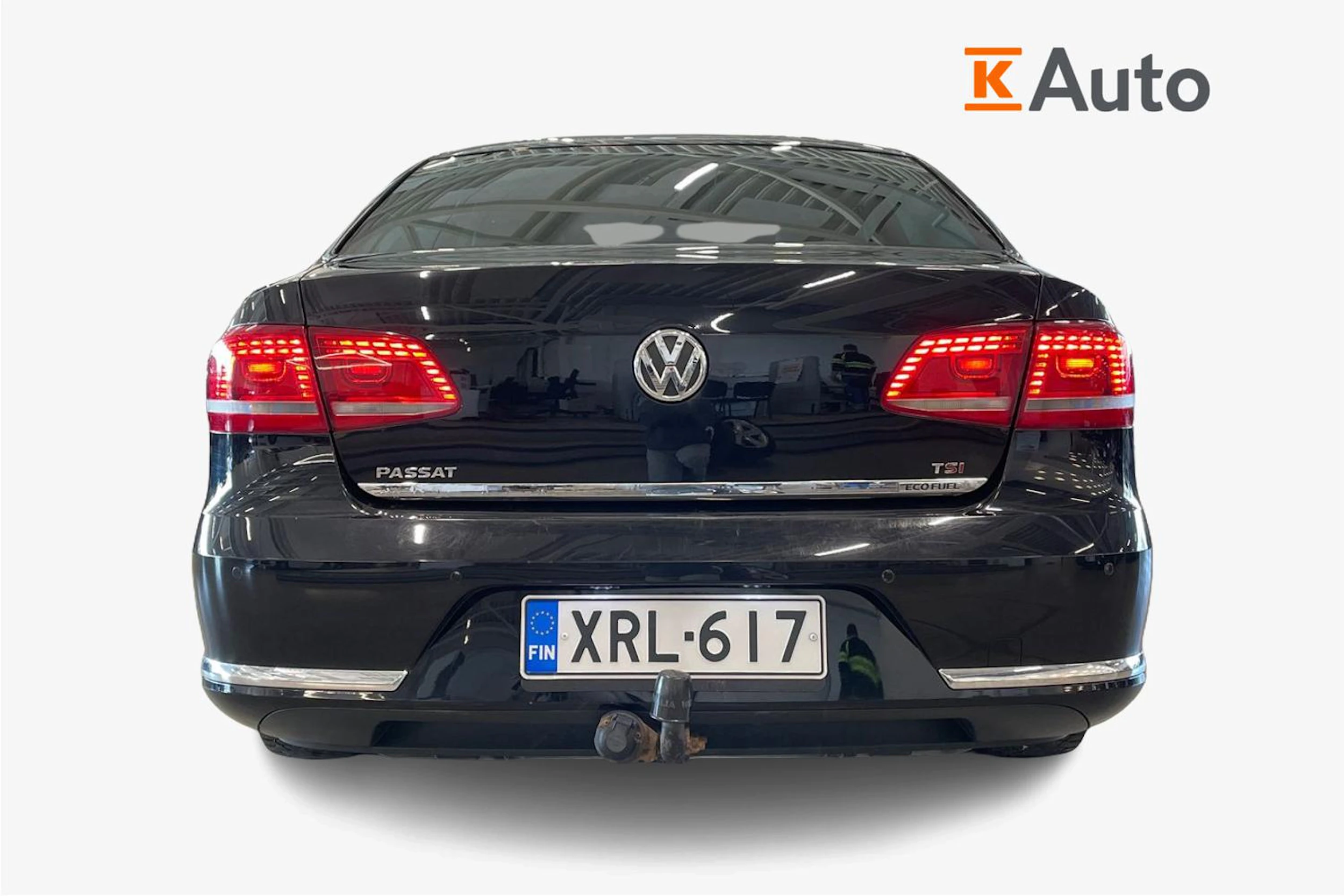 musta Volkswagen Passat 2013 kuva 4.