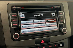 musta Volkswagen Passat 2013 kuva 22.