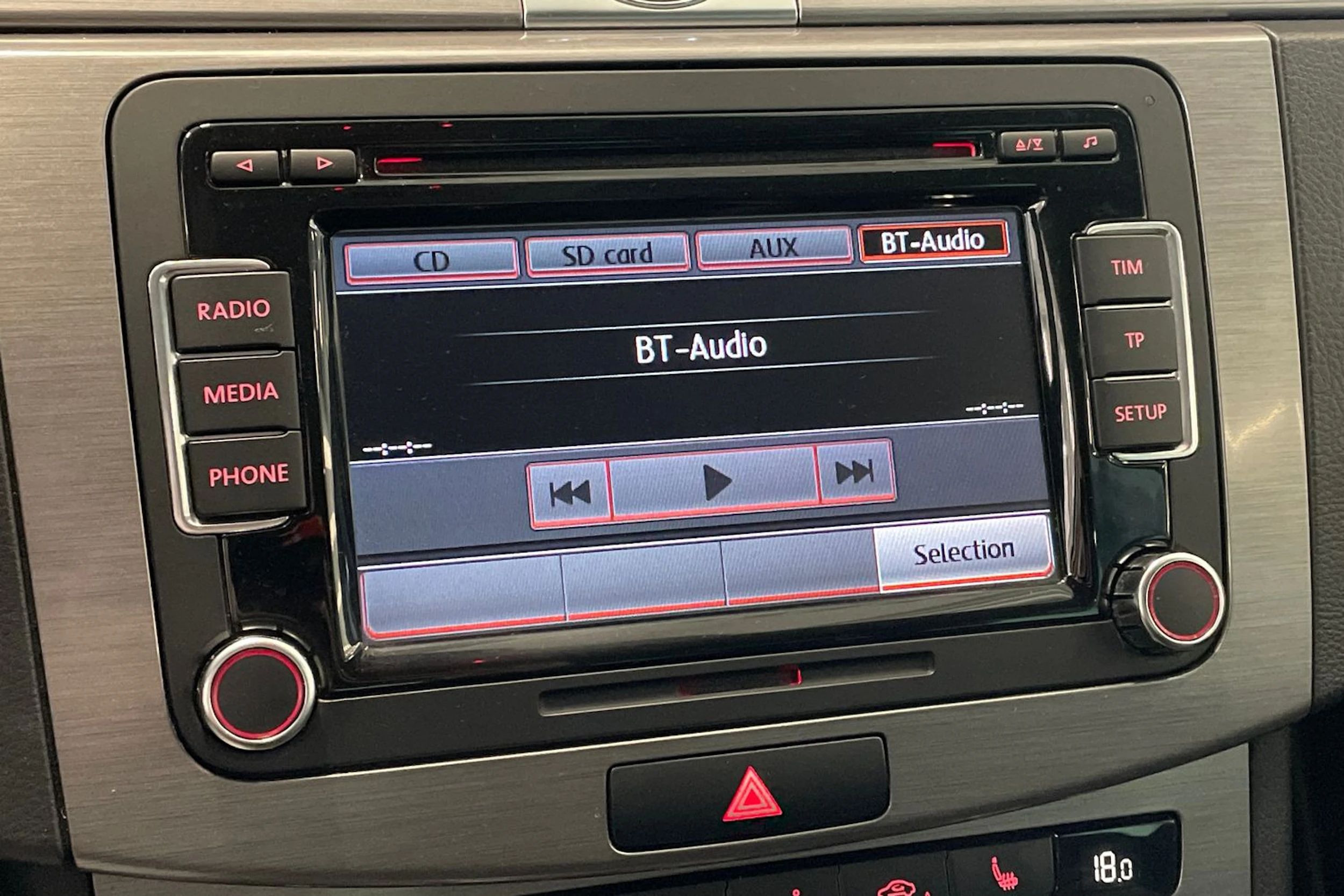 musta Volkswagen Passat 2013 kuva 23.