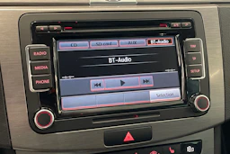 musta Volkswagen Passat 2013 kuva 23.