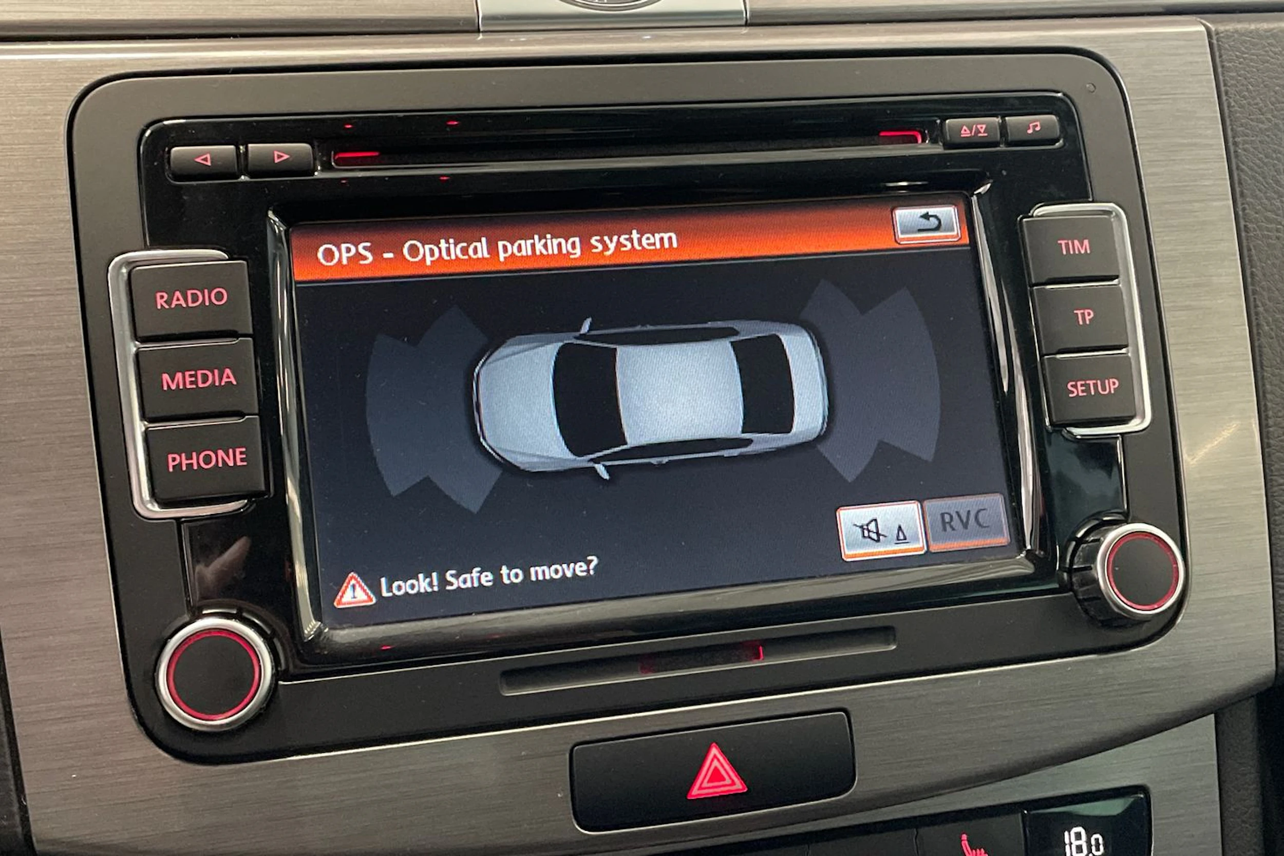 musta Volkswagen Passat 2013 kuva 25.