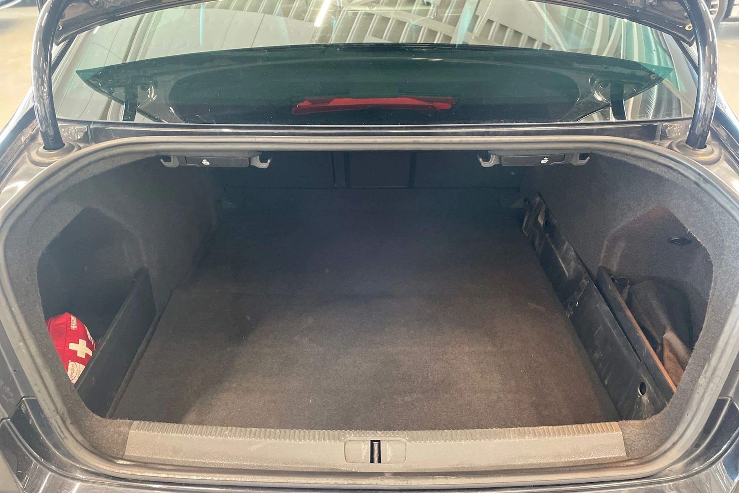 musta Volkswagen Passat 2013 kuva 29.