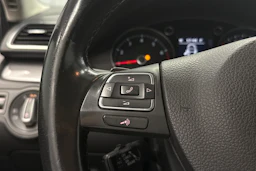 Harmaa Volkswagen PASSAT 2013 kuva 13.