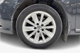 Harmaa Volkswagen PASSAT 2013 kuva 9.
