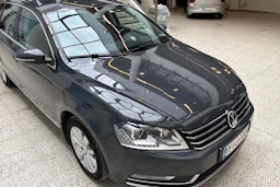 Harmaa Volkswagen PASSAT 2013 kuva 15.
